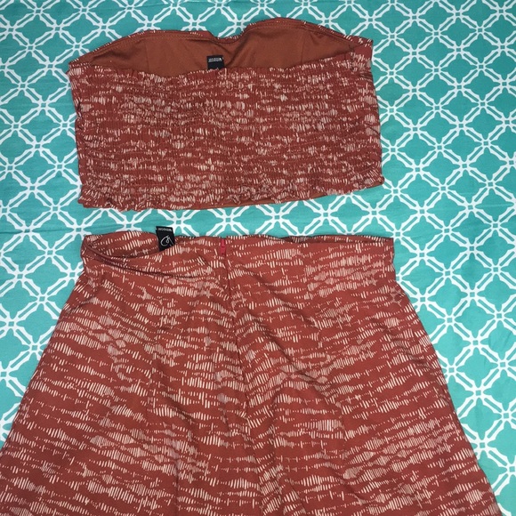 2 piece 🧡 - Picture 2 of 2